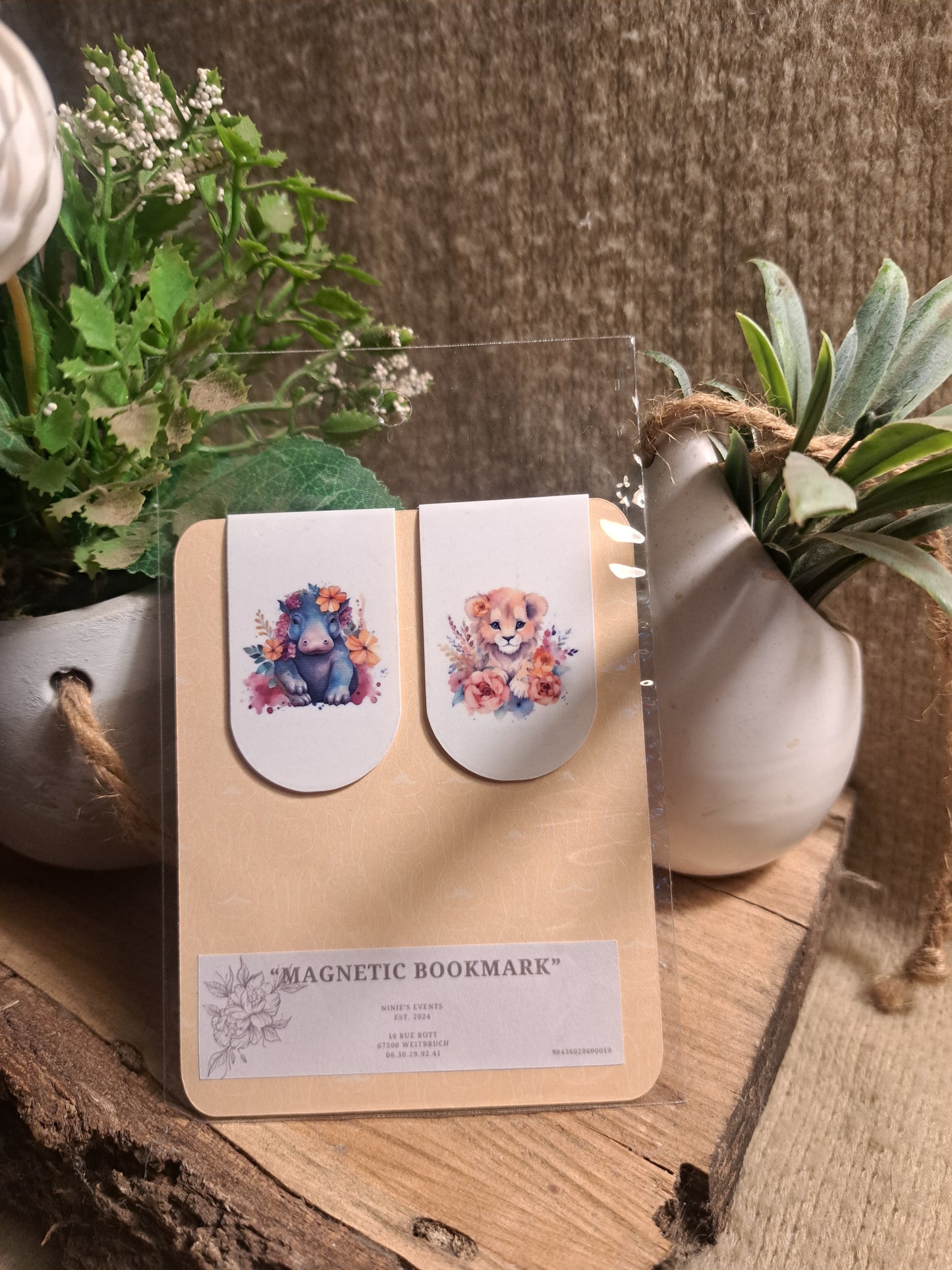ANIMAL & FLOWERS MAGNETIC BOOKMARK