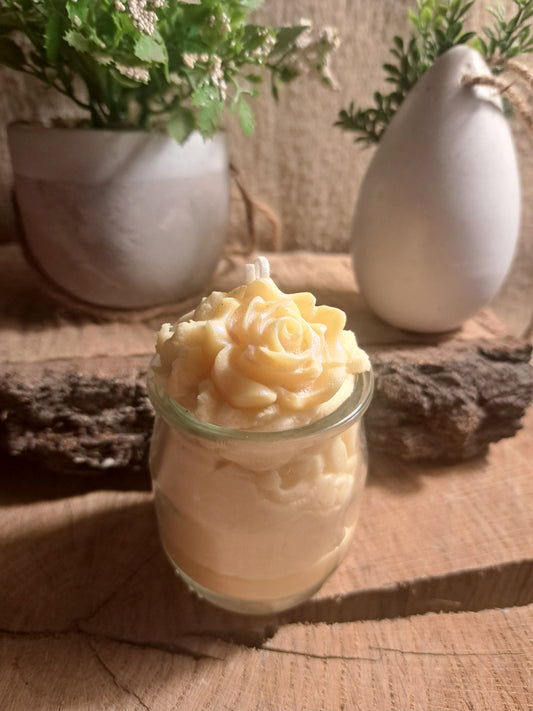 MINI BOUGIE GOURMANDE FLEUR ± 100G : MONOÏ VANILLÉ