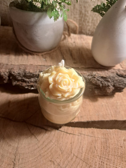 MINI BOUGIE GOURMANDE FLEUR ± 100G : MONOÏ VANILLÉ